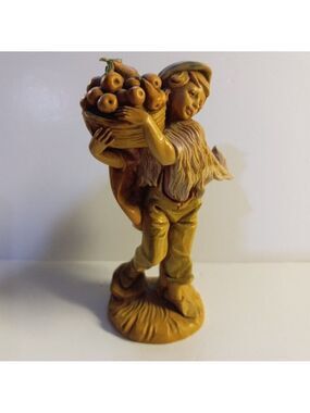 Fontanini Depose Italy 145 Seth Carrying Basket of Fruit Classic Figurine 1987